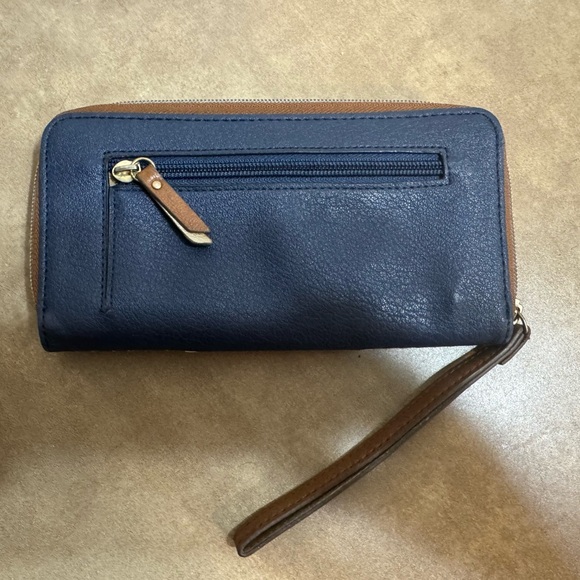 Relic Pink and Blue Chevron Wallet - Picture 3 of 6